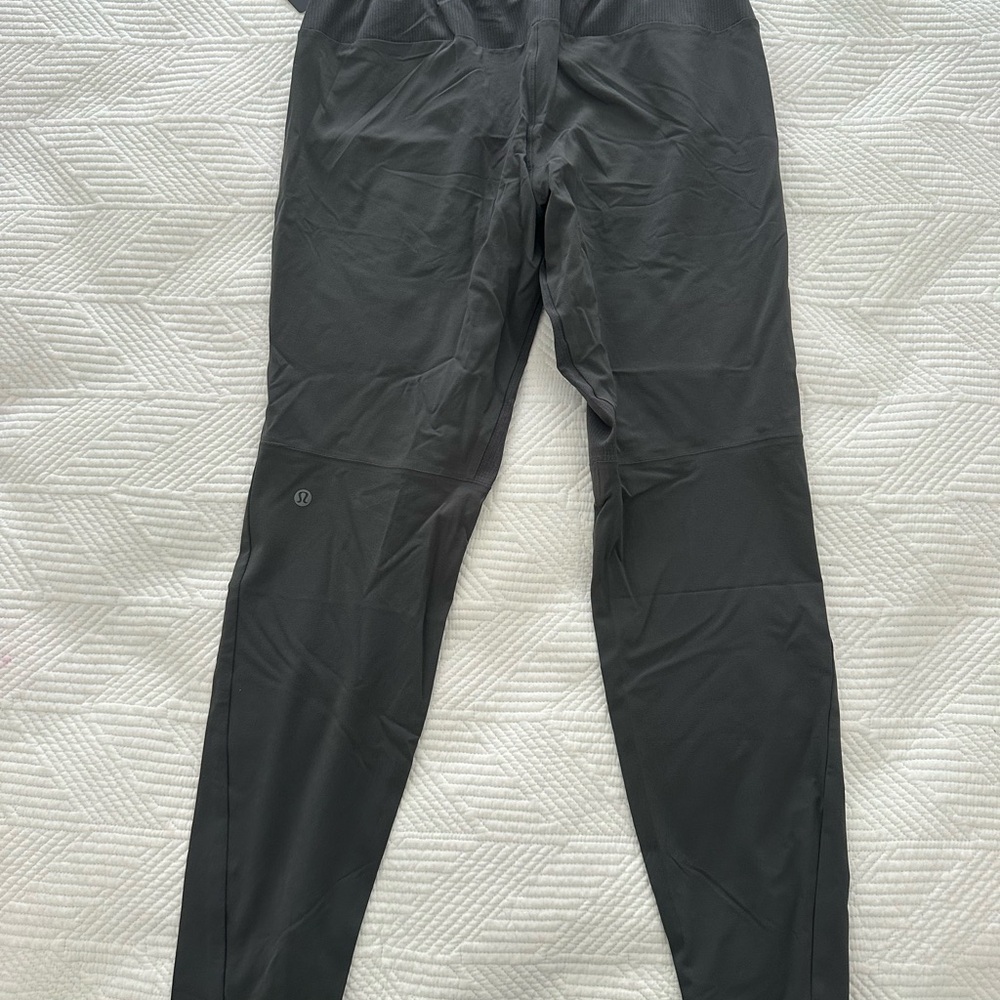 NWT Lululemon XS Black Athletic Pants